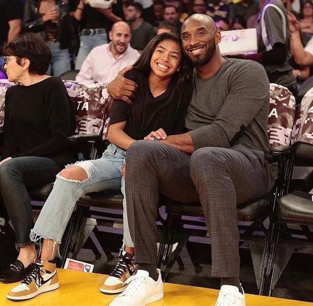 与此同时 与此同时